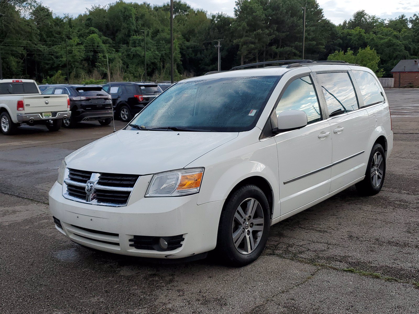 PreOwned 2010 Dodge Grand Caravan SXT FWD Minivan, Passenger